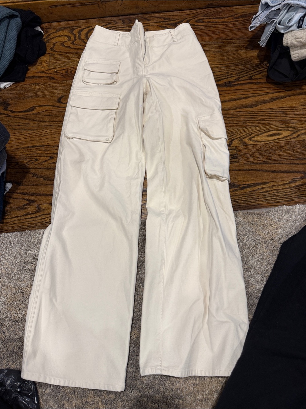 Wilfred Cream Cargo Pants with Utility Pockets